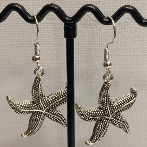 Starfish Earring, Starfish Jewelry, Gift Idea, Nautical Earring, Beach Earring - Picture 2 of 7
